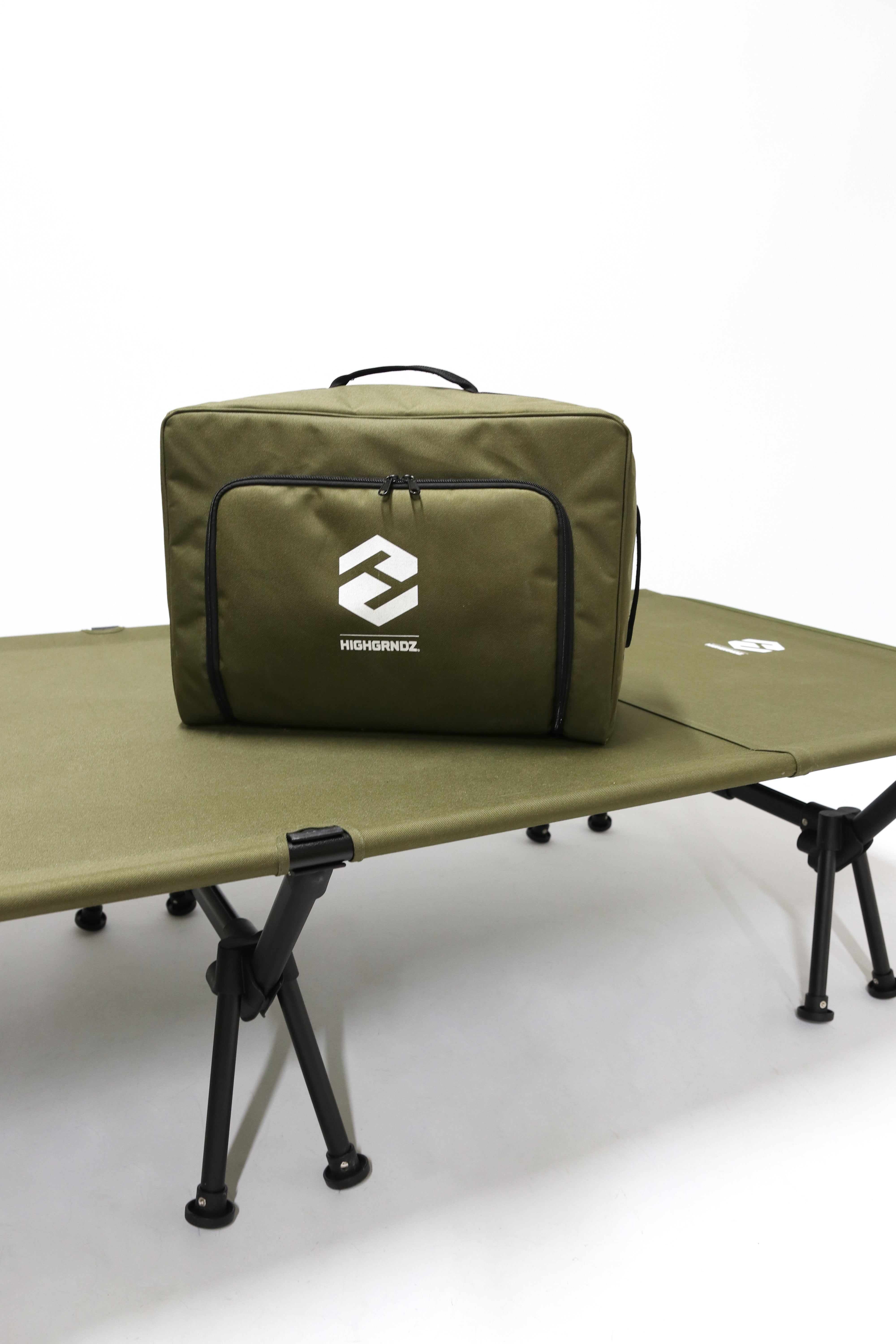 HIGHGRNDZ | Roomy Wide Cot